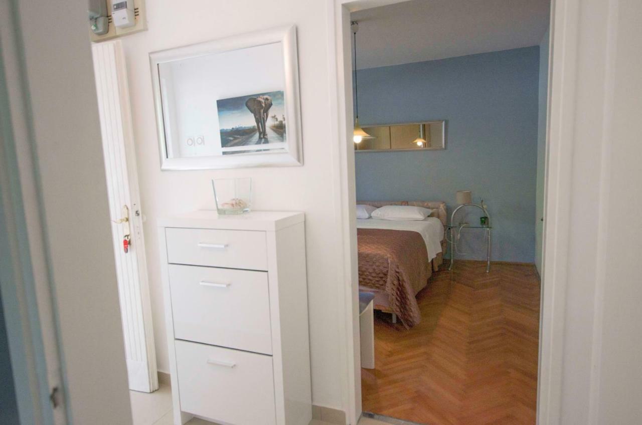 "Andrija" Apartmen'S 班约勒 外观 照片